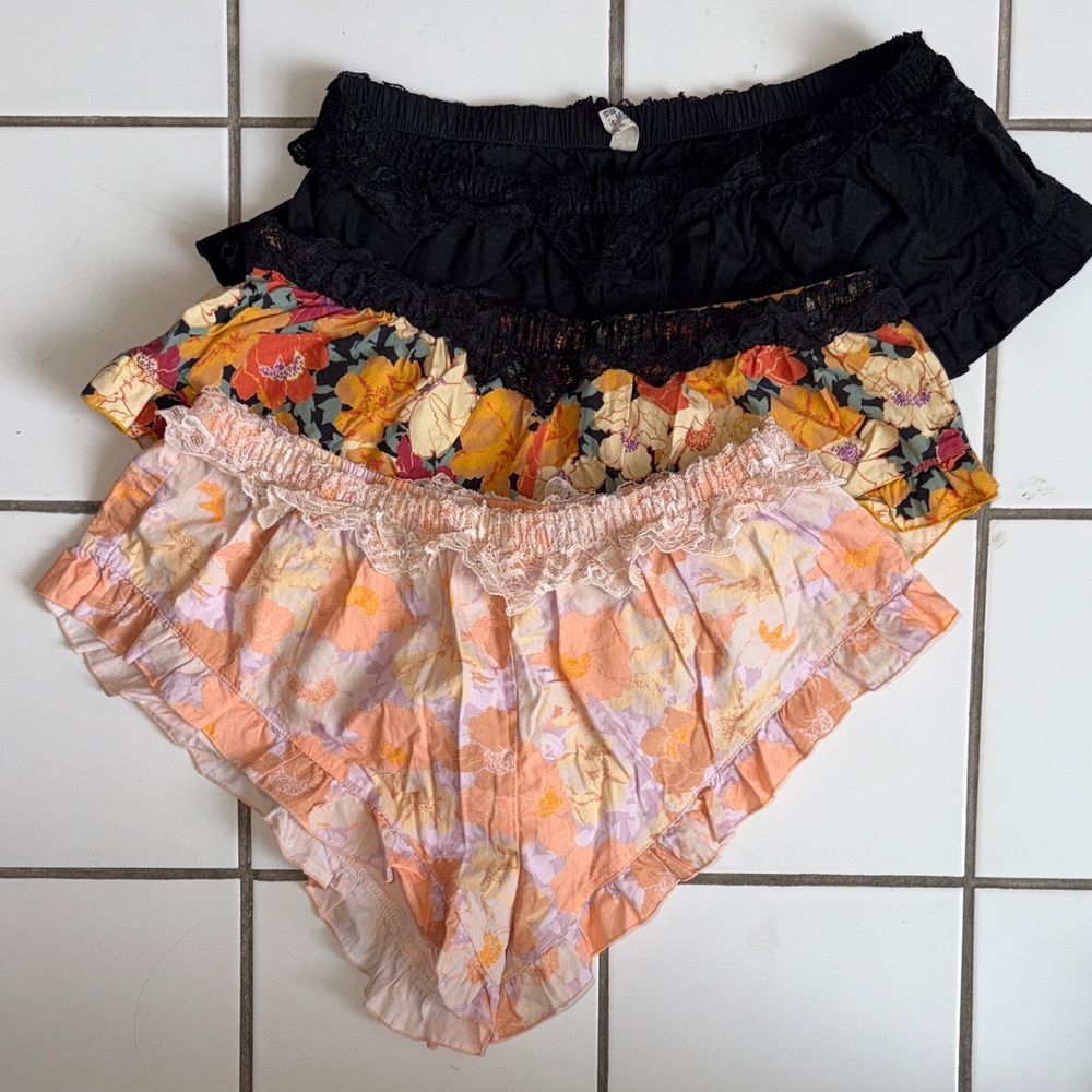 Free People Floral and Black Intimates Set coquette cute flirty cheeky